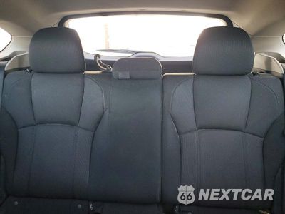 Zdjęcie 10 z 13 samochodu: 2017 SUBARU IMPREZA PREMIUM PLUS VIN:4S3GTAD64H3708076 - miniatura