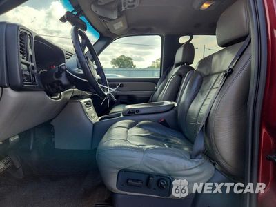 Zdjęcie 7 z 14 samochodu: 2002 CHEVROLET TAHOE C1500 VIN:1GNEC13Z82R238620 - miniatura