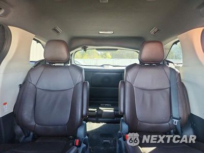 Zdjęcie 10 z 13 samochodu: 2024 TOYOTA SIENNA PLATINUM 7-PASSENGER VIN:5TDERKEC3RS187402 - miniatura