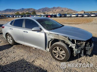Czwarte zdjęcie samochodu z boku: 2019 KIA OPTIMA LX VIN:5XXGT4L3XKG279204 - miniatura