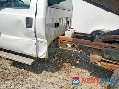 Zdjęcie 13 z 13 samochodu: 2015 FORD F350 SUPER DUTY DUMP TRUCK VIN:1FDRF3H69FEB00315 - miniatura