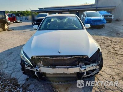 Piąte zdjęcie samochodu w środku: 2016 MERCEDES-BENZ C 300 4MATIC VIN:55SWF4KBXGU127945 - miniatura