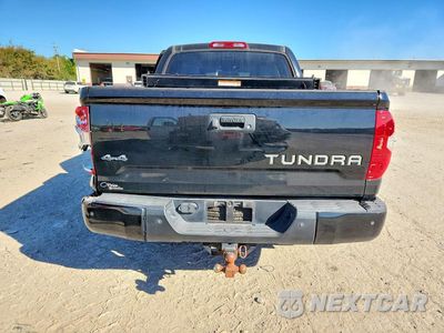 Zdjęcie 6 z 12 samochodu: 2018 TOYOTA TUNDRA CREWMAX LIMITED VIN:5TFHW5F16JX773451 - miniatura