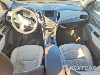 Zdjęcie 8 z 14 samochodu: 2020 CHEVROLET EQUINOX VIN:2GNAXFEV8L6261421 - miniatura