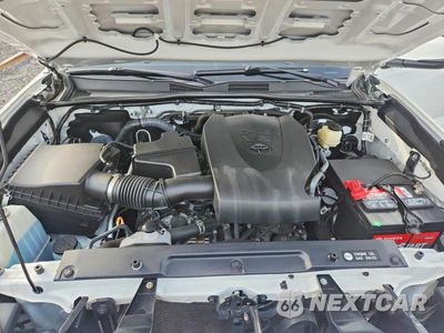 Zdjęcie 11 z 12 samochodu: 2017 TOYOTA TACOMA TRD SPORT VIN:3TMCZ5AN0HM093833 - miniatura