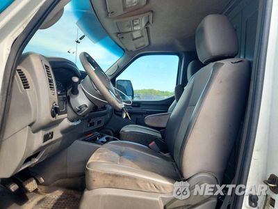 Zdjęcie 7 z 13 samochodu: 2016 NISSAN NV 1500 S VIN:1N6BF0KM1GN803157 - miniatura