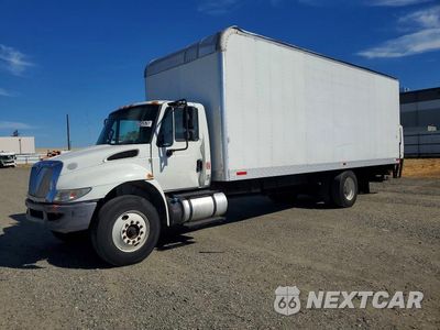 2018 INTERNATIONAL 4300 BOX TRUCK 3HAMMMML6JL632356 - główne zdjęcie licytacji z USA - miniatura