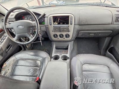 Zdjęcie 8 z 13 samochodu: 2004 FORD EXPLORER XLT VIN:1FMZU73W54ZA84978 - miniatura
