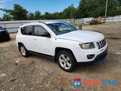 Czwarte zdjęcie samochodu z boku: 2014 JEEP COMPASS SPORT VIN:1C4NJDBBXED625479 - miniatura