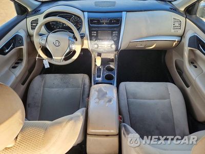 Zdjęcie 8 z 13 samochodu: 2015 NISSAN ALTIMA 2.5 S VIN:1N4AL3APXFC493885 - miniatura