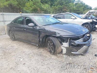 Czwarte zdjęcie samochodu z boku: 2025 HYUNDAI SONATA SEL VIN:KMHL64JAXSA451780 - miniatura