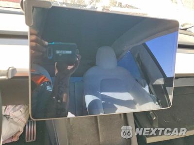 Zdjęcie 9 z 13 samochodu: 2021 TESLA MODEL Y VIN:5YJYGDEFXMF263414 - miniatura