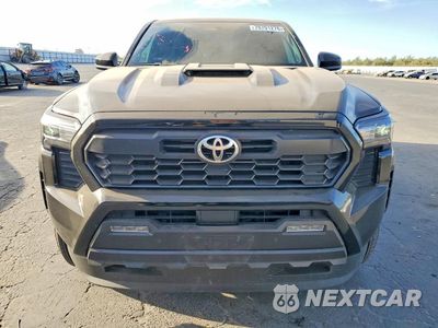 Piąte zdjęcie samochodu w środku: 2025 TOYOTA TACOMA TRD SPORT VIN:3TMLB5JN5SM118673 - miniatura
