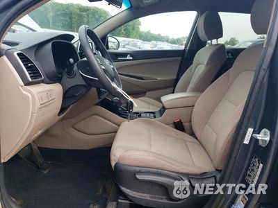 Zdjęcie 7 z 12 samochodu: 2019 HYUNDAI TUCSON SE VIN:KM8J2CA43KU999481 - miniatura