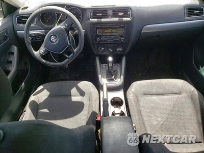 Zdjęcie 8 z 12 samochodu: 2015 VOLKSWAGEN JETTA SE VIN:3VWD17AJ2FM315593 - miniatura