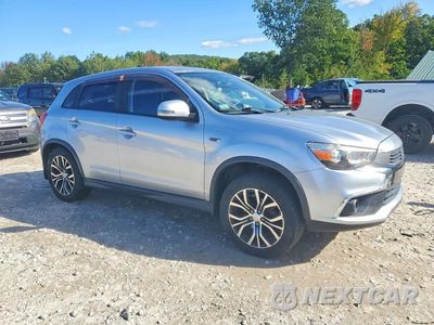 Czwarte zdjęcie samochodu z boku: 2017 MITSUBISHI OUTLANDER SPORT ES VIN:JA4AR3AUXHZ051228 - miniatura