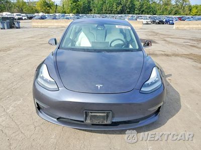 Piąte zdjęcie samochodu w środku: 2018 TESLA MODEL 3 VIN:5YJ3E1EB7JF100498 - miniatura