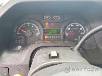 Zdjęcie 9 z 12 samochodu: 2013 FORD ECONOLINE E350 SUPER DUTY CUTAWAY VAN VIN:1FDEE3FL1DDA11318 - miniatura