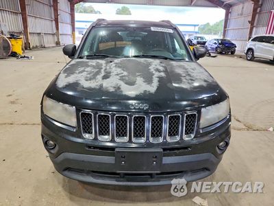 Piąte zdjęcie samochodu w środku: 2014 JEEP COMPASS SPORT VIN:1C4NJCBA9ED747543 - miniatura