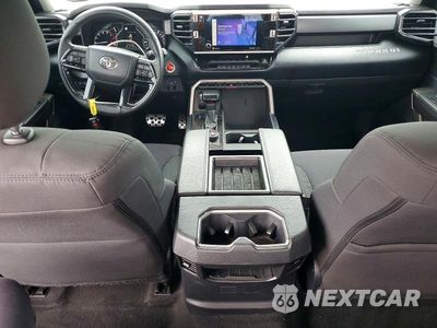 Zdjęcie 8 z 12 samochodu: 2022 TOYOTA TUNDRA SR5 VIN:5TFLA5DB4NX045685 - miniatura