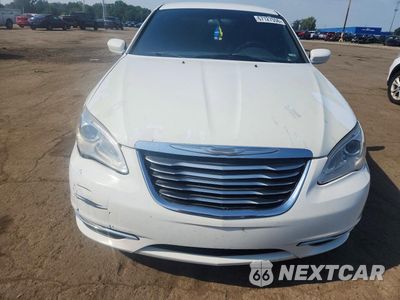 Piąte zdjęcie samochodu w środku: 2012 CHRYSLER 200 LX VIN:1C3CCBAB9CN130483 - miniatura