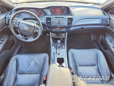 Zdjęcie 8 z 12 samochodu: 2017 HONDA ACCORD SPORT SPECIAL EDITION VIN:1HGCR2F1XHA082163 - miniatura