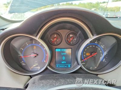 Zdjęcie 9 z 12 samochodu: 2016 CHEVROLET CRUZE LIMITED LS VIN:1G1PC5SH6G7144734 - miniatura