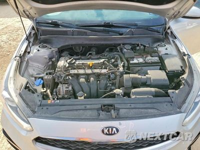 Zdjęcie 11 z 12 samochodu: 2020 KIA FORTE EX VIN:3KPF54AD5LE211548 - miniatura