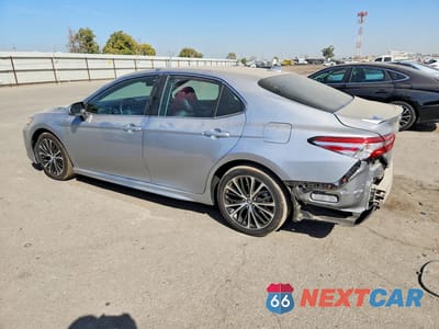 Drugie zdjęcie samochodu z przodu: 2020 TOYOTA CAMRY SE VIN:4T1G11AKXLU857629 - miniatura