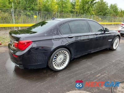Trzecie zdjęcie samochodu z tyłu: 2015 BMW 750 LXI VIN:WBAYF8C57FD653950 - miniatura