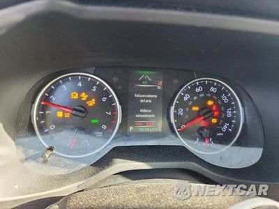 Zdjęcie 9 z 12 samochodu: 2019 TOYOTA RAV4 XLE PREMIUM VIN:JTMA1RFVXKD004576 - miniatura