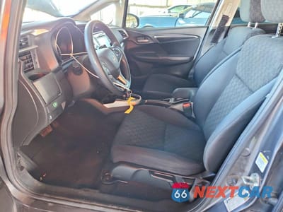 Zdjęcie 7 z 13 samochodu: 2016 HONDA FIT LX VIN:JHMGK5H57GX034734 - miniatura