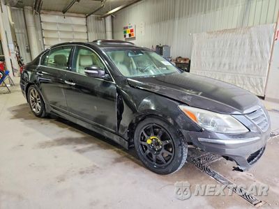 Czwarte zdjęcie samochodu z boku: 2014 HYUNDAI GENESIS 3.8L VIN:KMHGC4DD2EU264312 - miniatura