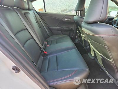 Zdjęcie 10 z 12 samochodu: 2017 HONDA ACCORD SPORT SPECIAL EDITION VIN:1HGCR2F17HA235050 - miniatura