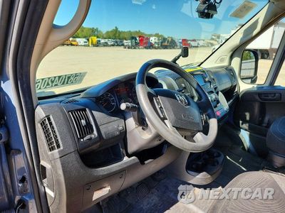 Zdjęcie 8 z 13 samochodu: 2021 RAM PROMASTER 3500 DELIVERY VAN VIN:3C6FRVJGXME501037 - miniatura