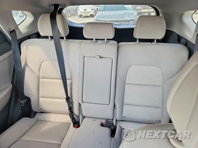 Zdjęcie 10 z 13 samochodu: 2017 HYUNDAI TUCSON SE VIN:KM8J33A49HU407586 - miniatura