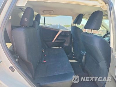 Zdjęcie 11 z 14 samochodu: 2017 TOYOTA RAV4 LE VIN:JTMZFREV7HJ703230 - miniatura