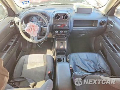 Zdjęcie 8 z 12 samochodu: 2012 JEEP PATRIOT SPORT VIN:1C4NJPBA2CD652388 - miniatura