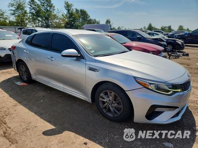 Czwarte zdjęcie samochodu z boku: 2020 KIA OPTIMA LX VIN:5XXGT4L39LG384981 - miniatura