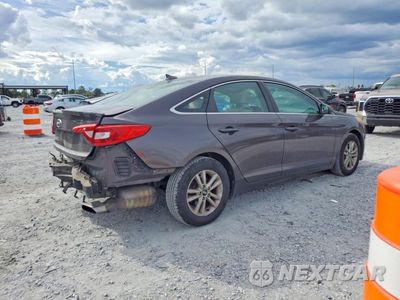 Trzecie zdjęcie samochodu z tyłu: 2015 HYUNDAI SONATA SE VIN:5NPE24AF6FH234648 - miniatura