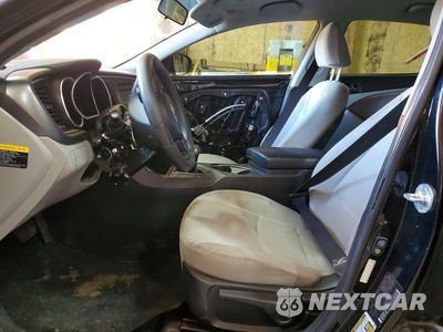 Zdjęcie 7 z 13 samochodu: 2015 KIA OPTIMA LX VIN:KNAGM4A73F5652190 - miniatura