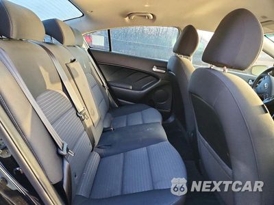 Zdjęcie 10 z 12 samochodu: 2017 KIA FORTE LX VIN:3KPFL4A7XHE153136 - miniatura