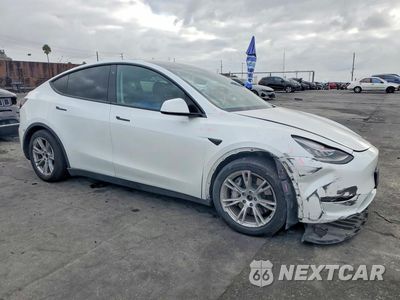 Czwarte zdjęcie samochodu z boku: 2020 TESLA MODEL Y VIN:5YJYGDEE0LF026243 - miniatura