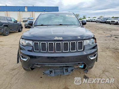 Piąte zdjęcie samochodu w środku: 2019 JEEP GRAND CHEROKEE LAREDO VIN:1C4RJFAG2KC794018 - miniatura
