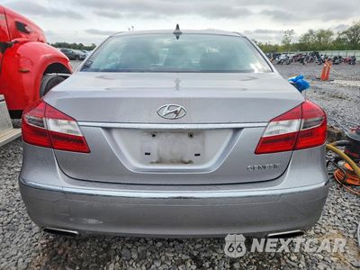 Zdjęcie 6 z 13 samochodu: 2013 HYUNDAI GENESIS 3.8L VIN:KMHGC4DD6DU212910 - miniatura