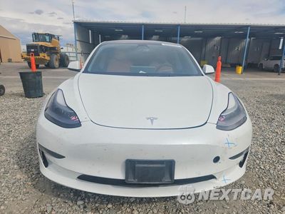 Piąte zdjęcie samochodu w środku: 2022 TESLA MODEL 3 VIN:5YJ3E1EB3NF132418 - miniatura