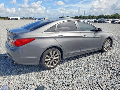 Trzecie zdjęcie samochodu z tyłu: 2013 HYUNDAI SONATA SE VIN:5NPEC4AC6DH631485 - miniatura