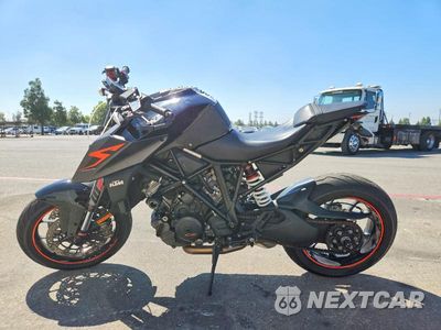 Trzecie zdjęcie samochodu z tyłu: 2017 KTM 1290 SUPER DUKE R VIN:VBKV39409HM959427 - miniatura