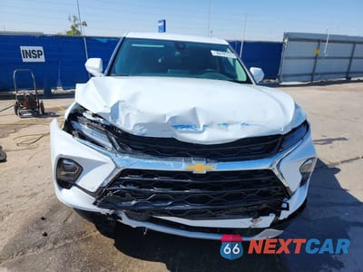 Piąte zdjęcie samochodu w środku: 2026 CHEVROLET BLAZER 2LT VIN:3GNKBCR44TS165841 - miniatura