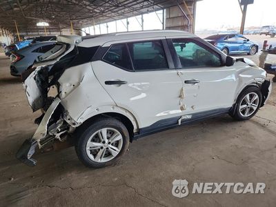 Trzecie zdjęcie samochodu z tyłu: 2019 NISSAN KICKS S VIN:3N1CP5CU2KL482001 - miniatura
